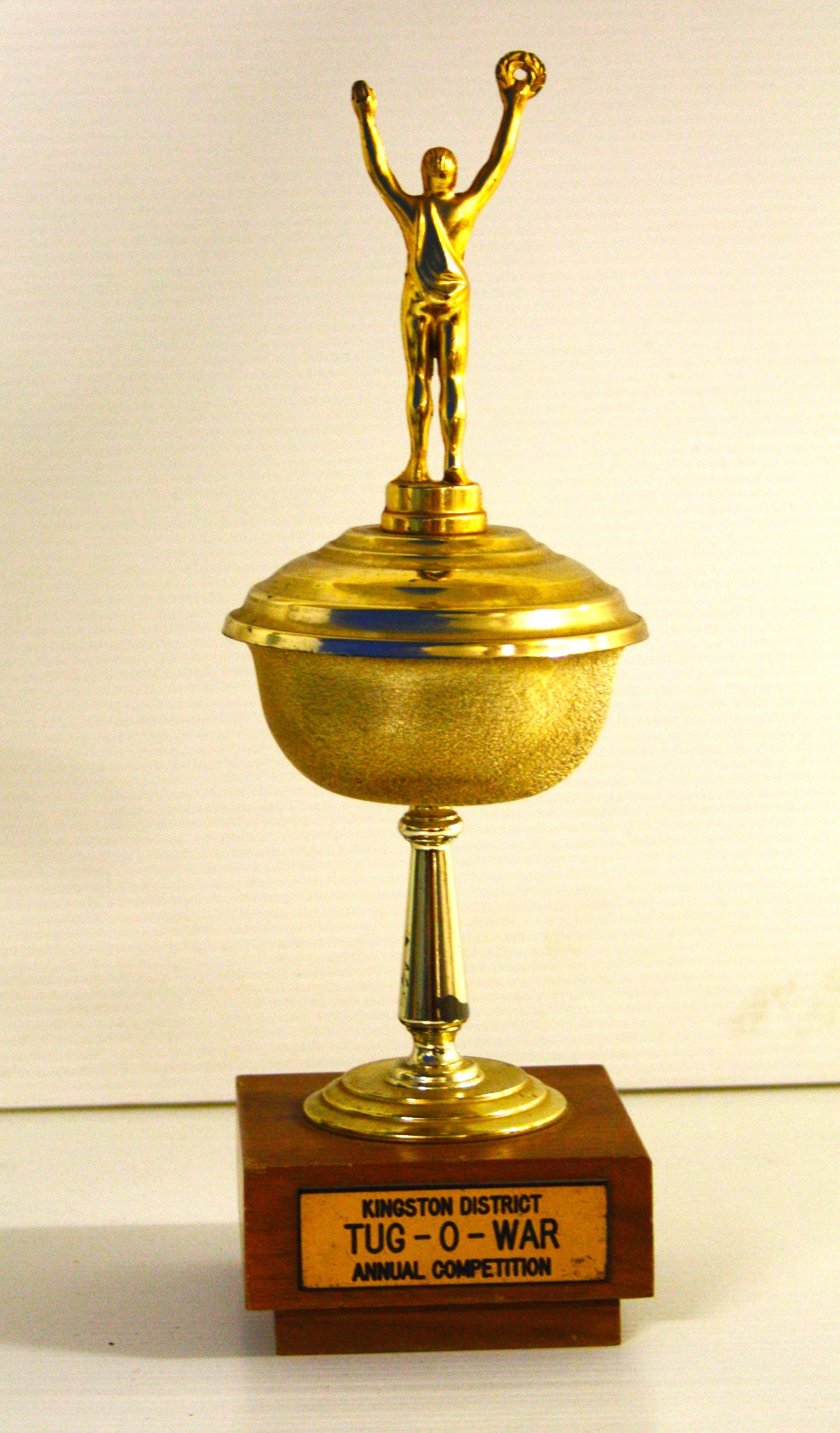 Tug O War Trophy